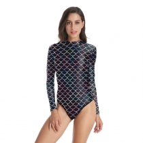 2019 summer long-sleeved one-piece swimsuit female sports indoor swimsuit 3D printing explosions fish scales