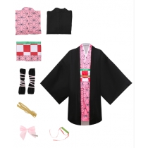 Halloween costume featuring Tanjiro Kamado, Nezuko Agatsuma, Zenitsu Agatsuma, and Giyu Tomioka from Demon Slayer.