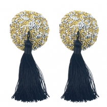 Sexy cone-shaped diamond nipple cover set, hot-selling lingerie with sparkling rhinestones and a beautiful back.