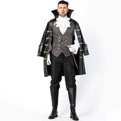 2018 new Halloween men's pirate role-playing suit Cloak with cloak suit Adult game clothing Stage suit