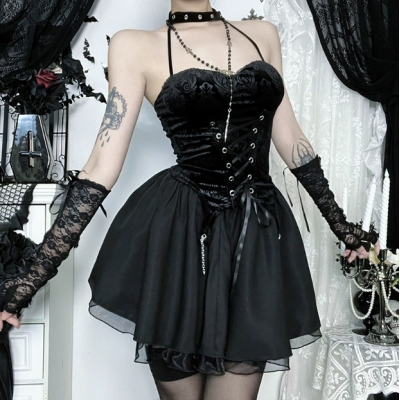 Dark hot girl halter neck waist suit 2025 new gothic style cos Halloween suit skirt