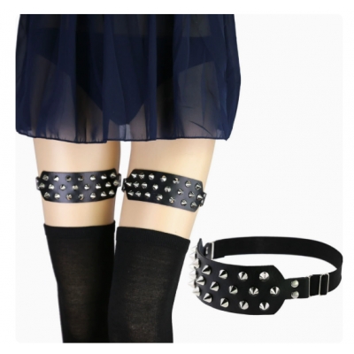 Popular European and American style Harajuku punk studded handmade leg and ankle rings, original PU leather garter belts for street dance, nightclubs, and bars.